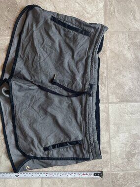 Lululemon Shorts Size 12 Black and Grey